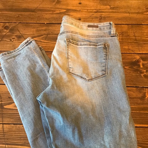 KUT distressed boyfriend jeans size 8 - Picture 2 of 2